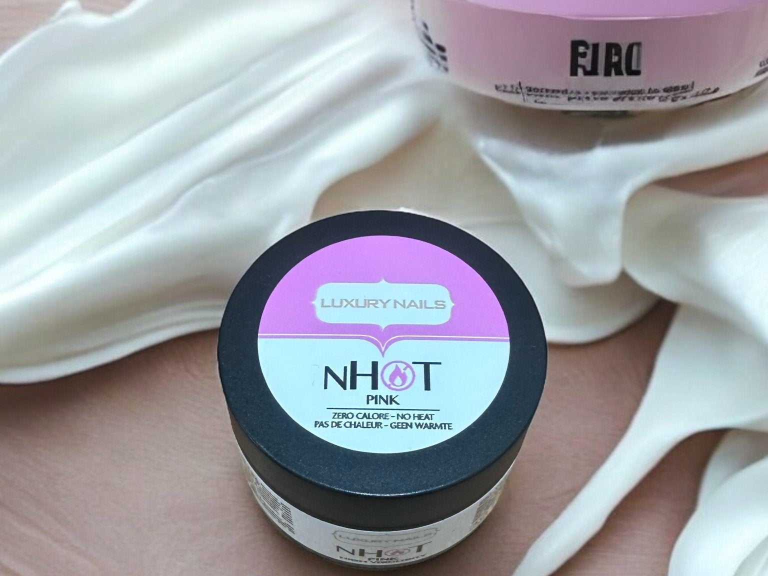 Luxury Nails NHOT PINK 30ml - Beautylinesrl
