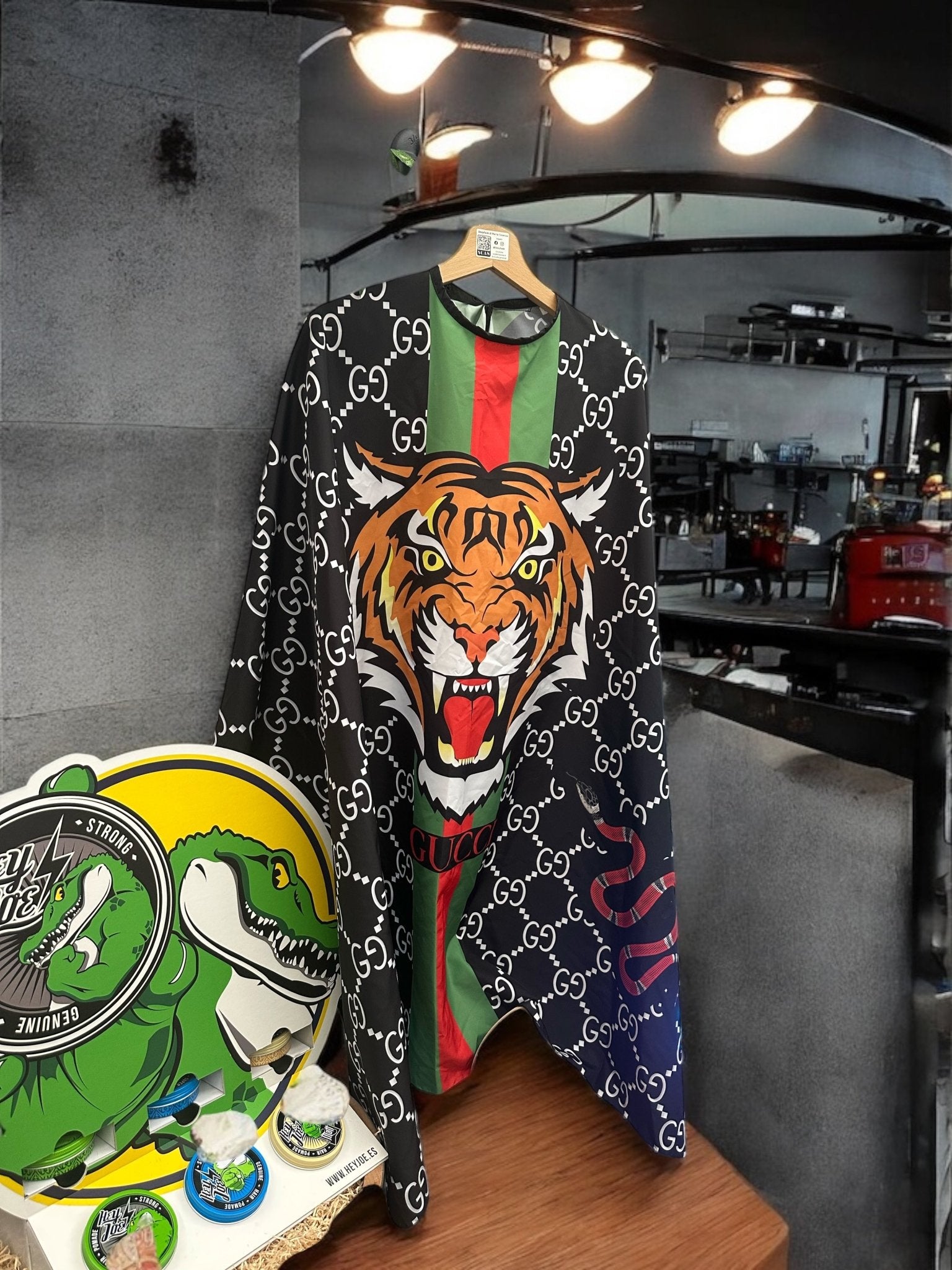 Mantella da taglio - 𝕋𝕚𝕘𝕖𝕣 - Beautylinesrl